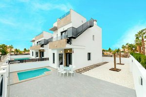 3 bedrooms Villa in Torrevieja, Spain No. 10948