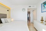 2 bedrooms Apartment in Punta Prima, Spain No. 11141 - Image 6