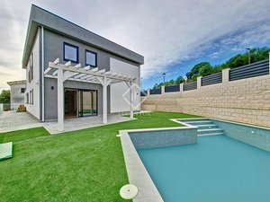 4 bedrooms Villa in Cunit, Spain No. 112108