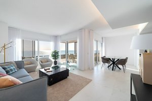 3 bedrooms Apartment in Punta Prima, Spain No. 11216