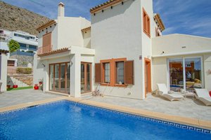 3 bedrooms Villa in Finestrat, Spain No. 11244