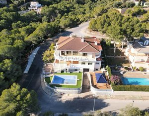 10 bedrooms Villa in Campoamor, Spain No. 11249