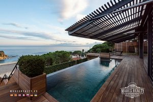 6 bedrooms Villa in Lloret de Mar, Spain No. 11307