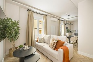 3 bedrooms Apartment in Madrid, Spain No. 113242