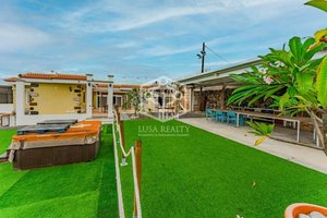 6 bedrooms Villa in Arona, Spain No. 11404
