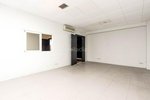 176m² Commercial property in Madrid, Spain No. 116739 - Image 12