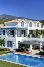 4 bedrooms Villa in Benahavis, Spain No. 117252 - Image 2