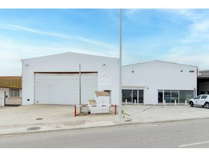 426m² Commercial property in Mahon, Spain No. 11746