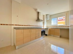 4 bedrooms Duplex in Roda De Bara, Spain No. 117480