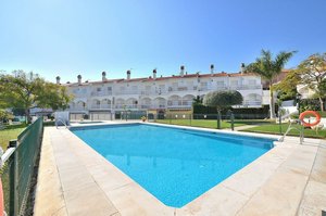 3 bedrooms Townhouse in Benalmadena, Spain No. 118031