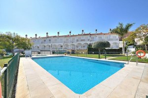 3 bedrooms Townhouse in Benalmadena, Spain No. 118032