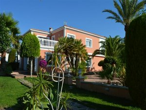 4 bedrooms House in Alicante, Spain No. 11921