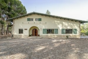 4 bedrooms House in Monovar, Spain No. 11935