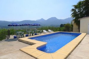 4 bedrooms House in Jalon, Spain No. 11961