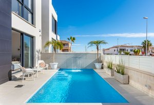 4 bedrooms House in Orihuela, Spain No. 12010