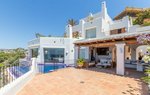 5 bedrooms Villa in Moraira, Spain No. 12018 - Image 2