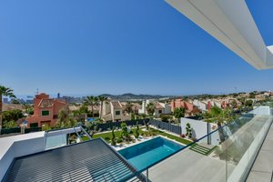 5 bedrooms Villa in Finestrat, Spain No. 12023