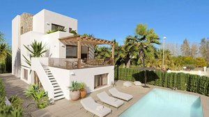 5 bedrooms Villa in Oliva, Spain No. 12080