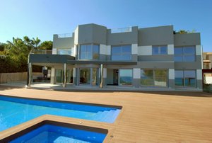 5 bedrooms Villa in Calpe, Spain No. 12098