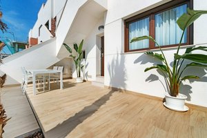 2 bedrooms Bungalow in Torrevieja, Spain No. 12099