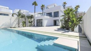 4 bedrooms Villa in San Fulgencio, Spain No. 12199