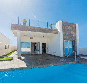 3 bedrooms Villa in Alicante, Spain No. 12222