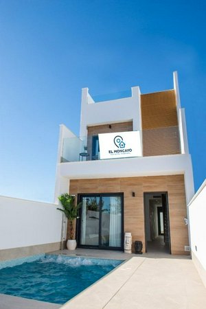 3 bedrooms House in San Pedro del Pinatar, Spain No. 12353