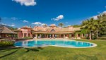8 bedrooms Villa in Marbella, Spain No. 123743 - Image 26