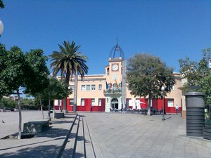 360m² Building in Santa Coloma de Gramenet, Spain No. 124063