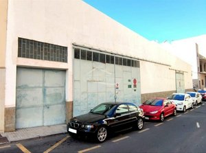 991m² Commercial property in Guia de Isora, Spain No. 124456