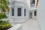 3 bedrooms Villa in Adeje, Spain No. 124964 - Image 2