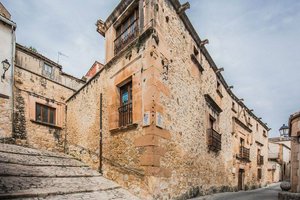 939m² Building in Sepulveda, Spain No. 125106