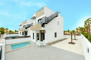 3 bedrooms Villa in Torrevieja, Spain No. 12519