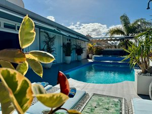 4 bedrooms Villa in Adeje, Spain No. 126322