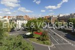 4 bedrooms Apartment in Madrid, Spain No. 127397 - Image 2