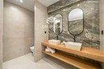 2 bedrooms Apartment in Madrid, Spain No. 127470 - Image 3