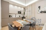 2 bedrooms Apartment in Madrid, Spain No. 127733 - Image 2