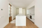 3 bedrooms Apartment in Ciutat Vella, Spain No. 127792 - Image 8