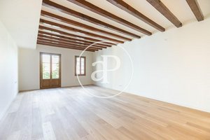2 bedrooms Penthouse in Eixample, Spain No. 127794