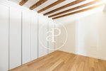 2 bedrooms Penthouse in Eixample, Spain No. 127794 - Image 10