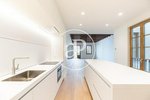 2 bedrooms Penthouse in Eixample, Spain No. 127799 - Image 6