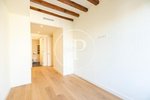 2 bedrooms Penthouse in Eixample, Spain No. 127799 - Image 16