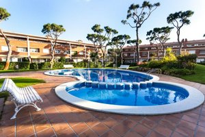 6 bedrooms Villa in Gava, Spain No. 12807