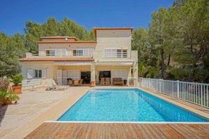 3 bedrooms Villa in Calpe, Spain No. 12895