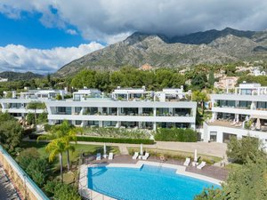 4 bedrooms Duplex in Marbella, Spain No. 130429