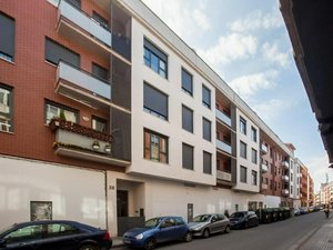 20m² Garage in Burgos, Spain No. 130587