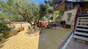 5 bedrooms Villa in La Nucia, Spain No. 13075