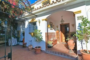 5 bedrooms Villa in Mijas, Spain No. 130795