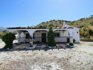 3 bedrooms Villa in Canillas de Aceituno, Spain No. 131267