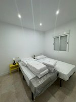 9 bedrooms Building in Badalona, Spain No. 132503 - Image 3